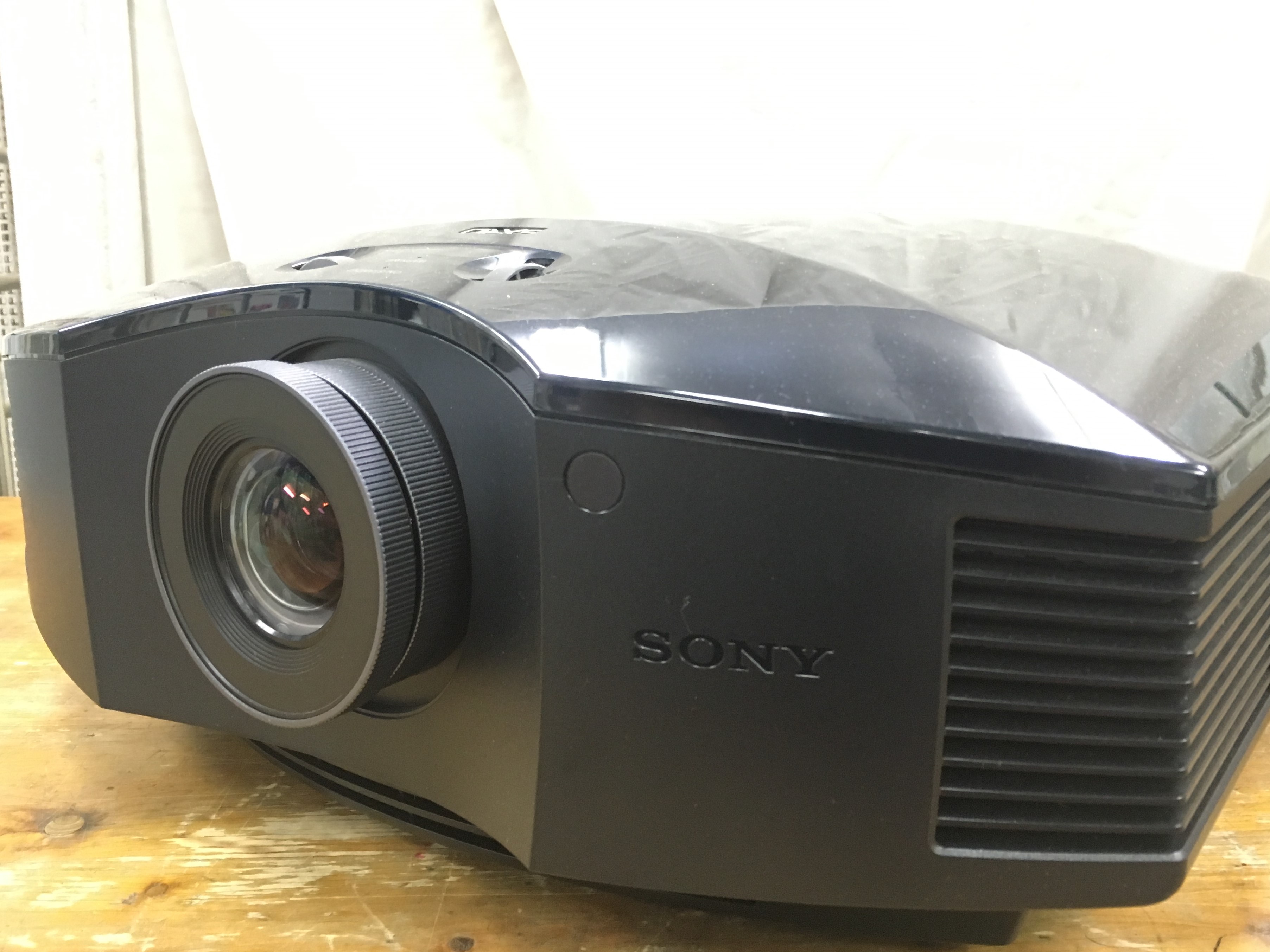 展示処分 ビデオプロジェクター SONY VPL-HW60 | 【電波堂】 愛知県